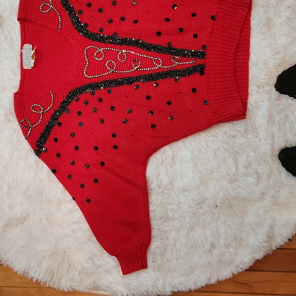 Cannelloni hand knit, hand beaded red dolman sleeve sweater - Picture 3 of 12